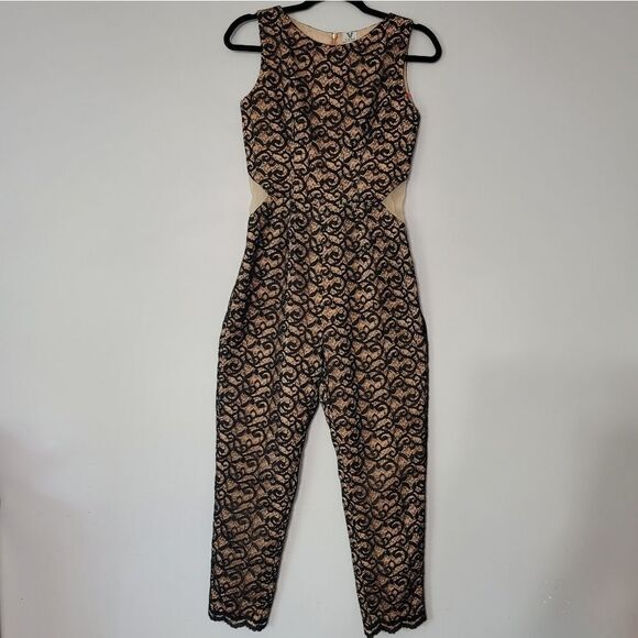 Vone lace sleeveless jumpsuit - Picture 11 of 17